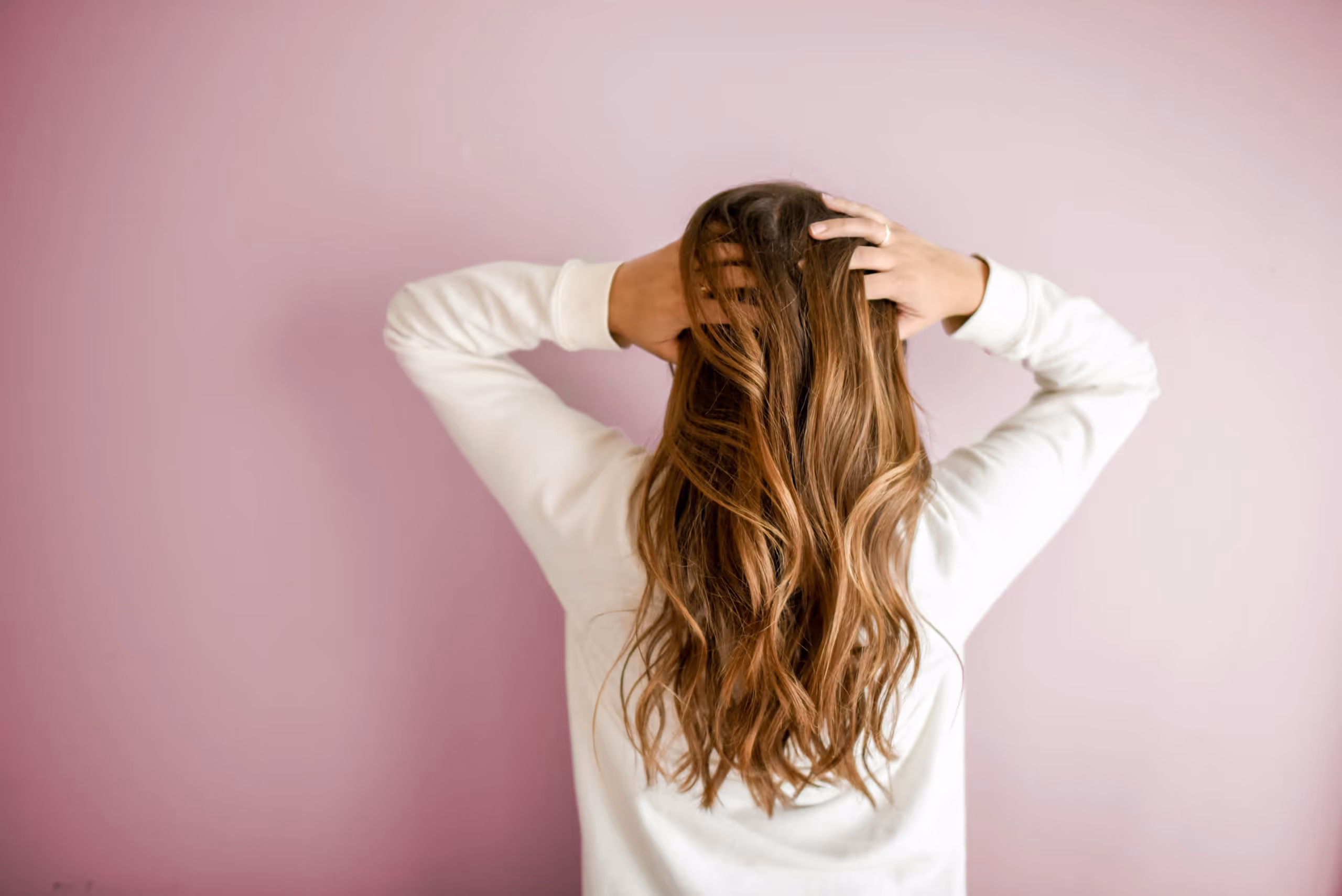 Cabello extra largo y natural: la tendencia que arrasa en 2025