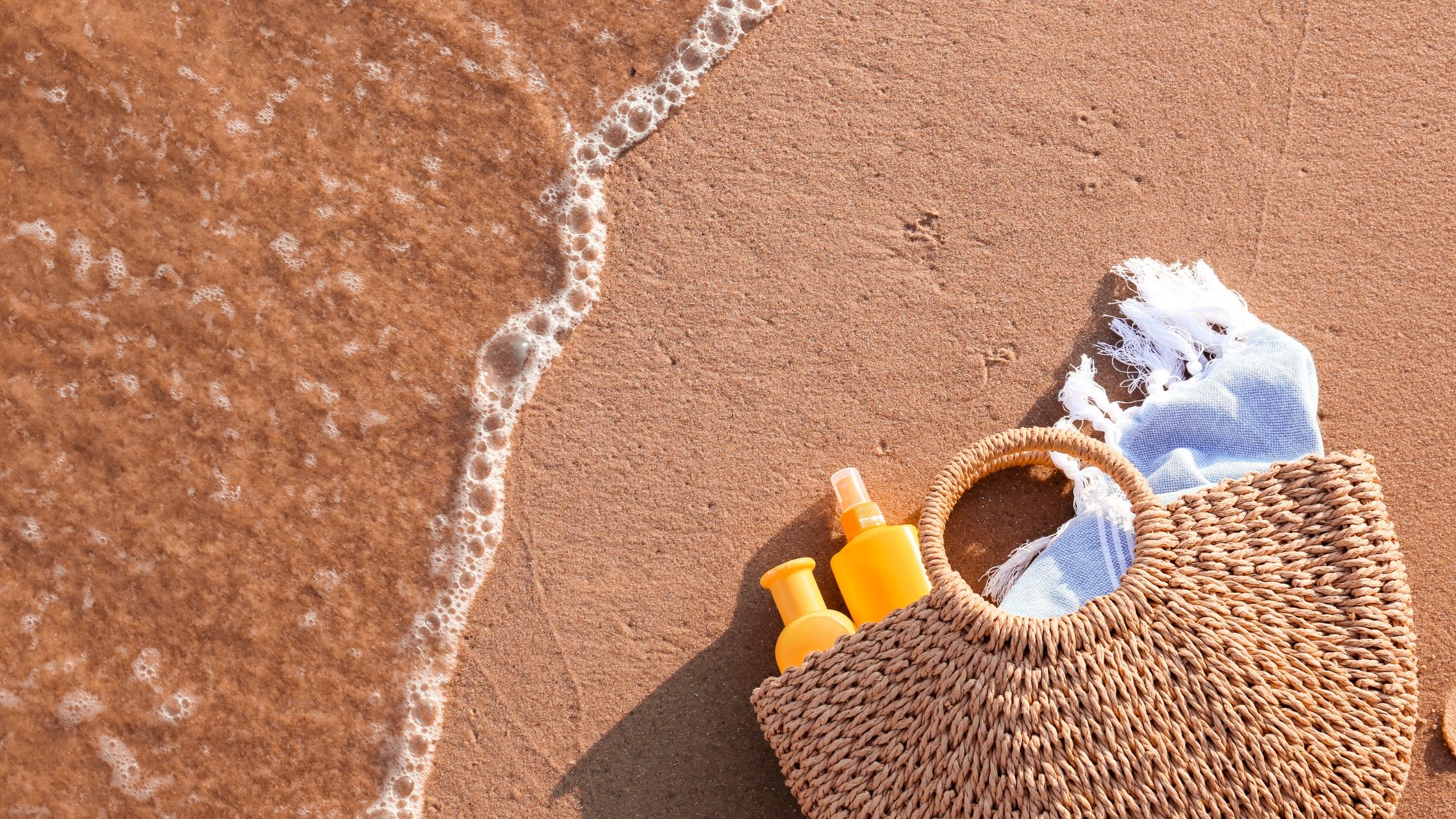 Por qué empeora la celulitis en verano (y cómo frenarlo)